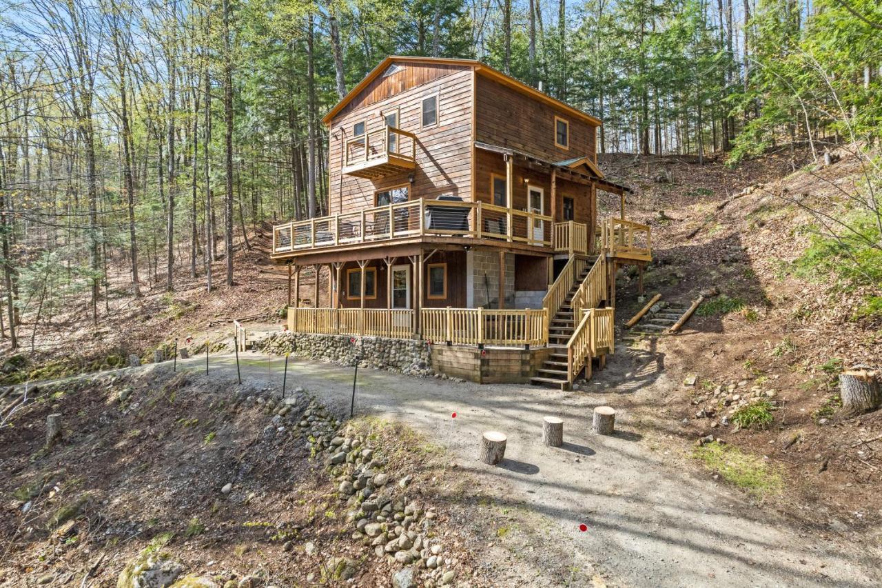 River Road Treehouse Retreat Warrensburg Exterior photo